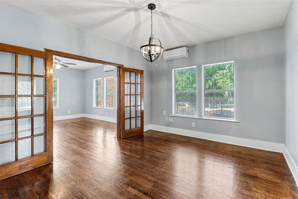 5121 Polk Street - Photo 6
