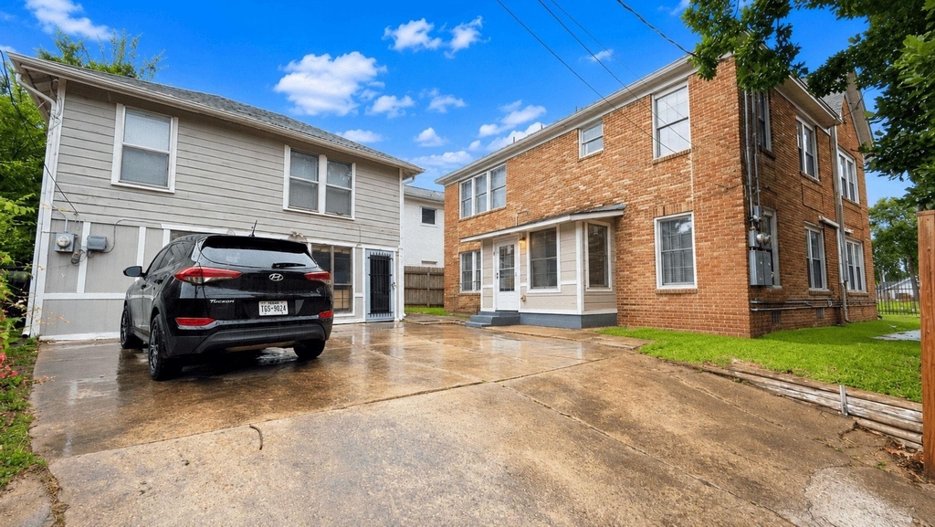 5121 Polk Street - Photo 17
