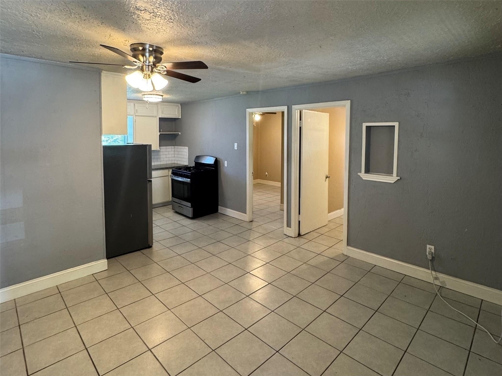 311 Randall Street - Photo 3