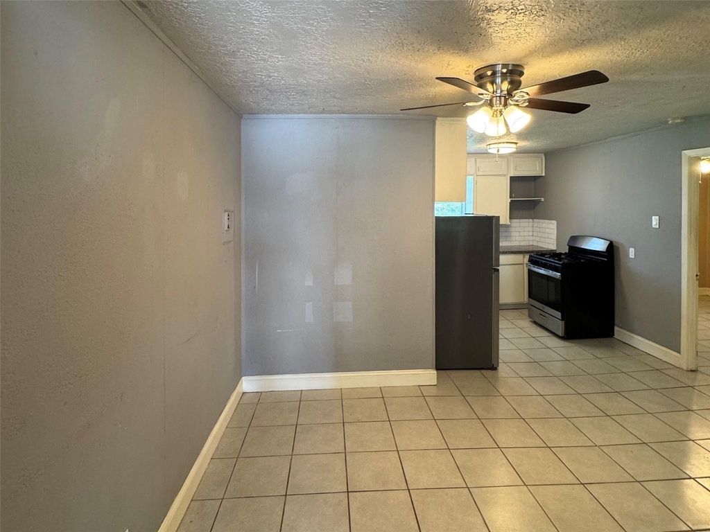 311 Randall Street - Photo 2
