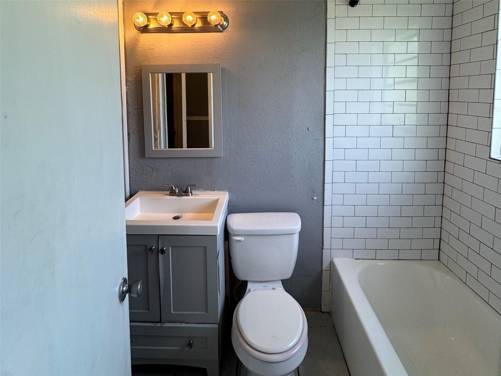 311 Randall Street - Photo 8