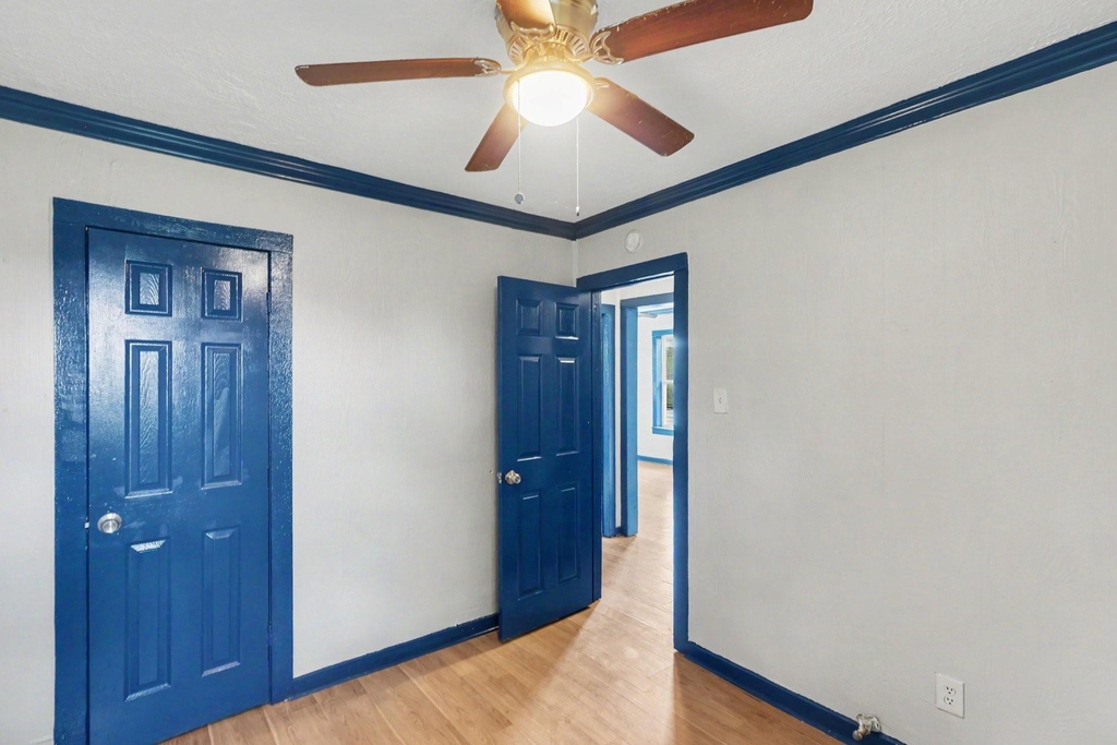 3926 Farmer Street - Photo 7