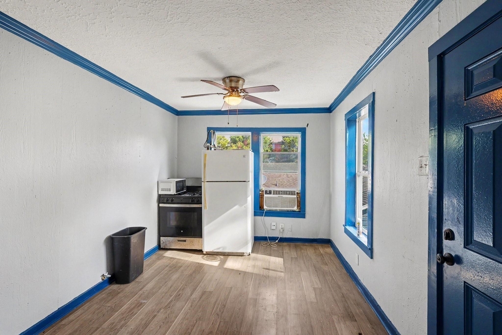3926 Farmer Street - Photo 1