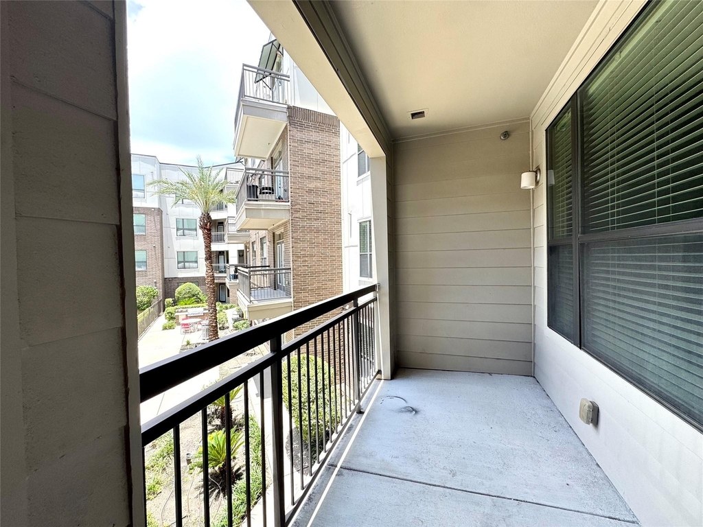3788 Richmond Avenue - Photo 13