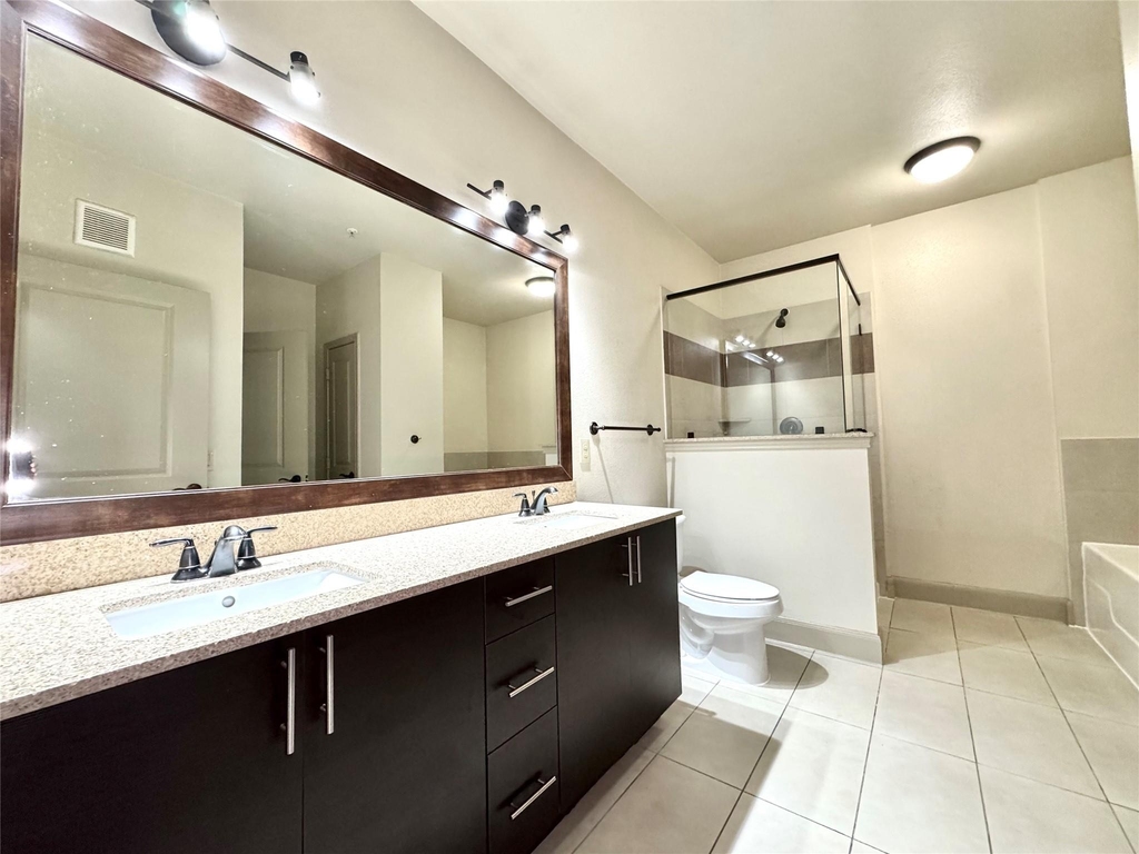 3788 Richmond Avenue - Photo 8