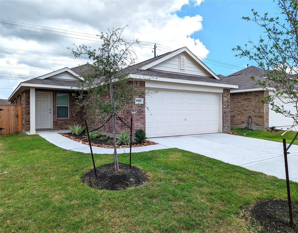 8810 Wooster Trails Drive - Photo 1