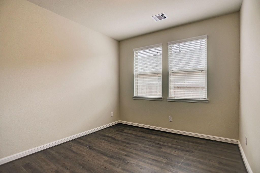 18215 Alora Springs Trace - Photo 8