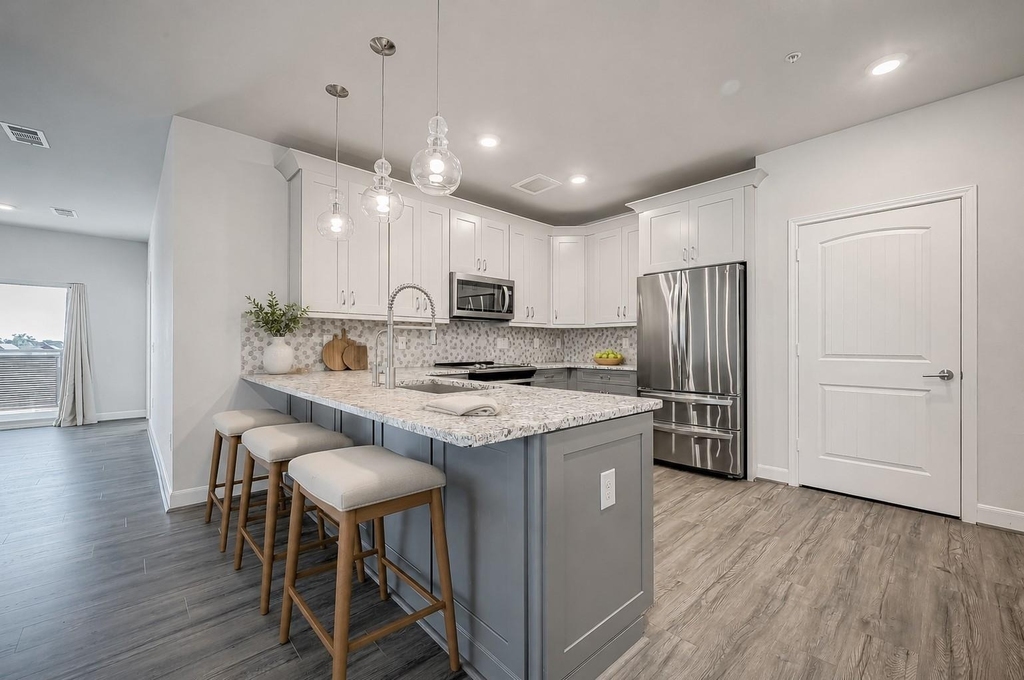 6804 Westview Drive - Photo 12