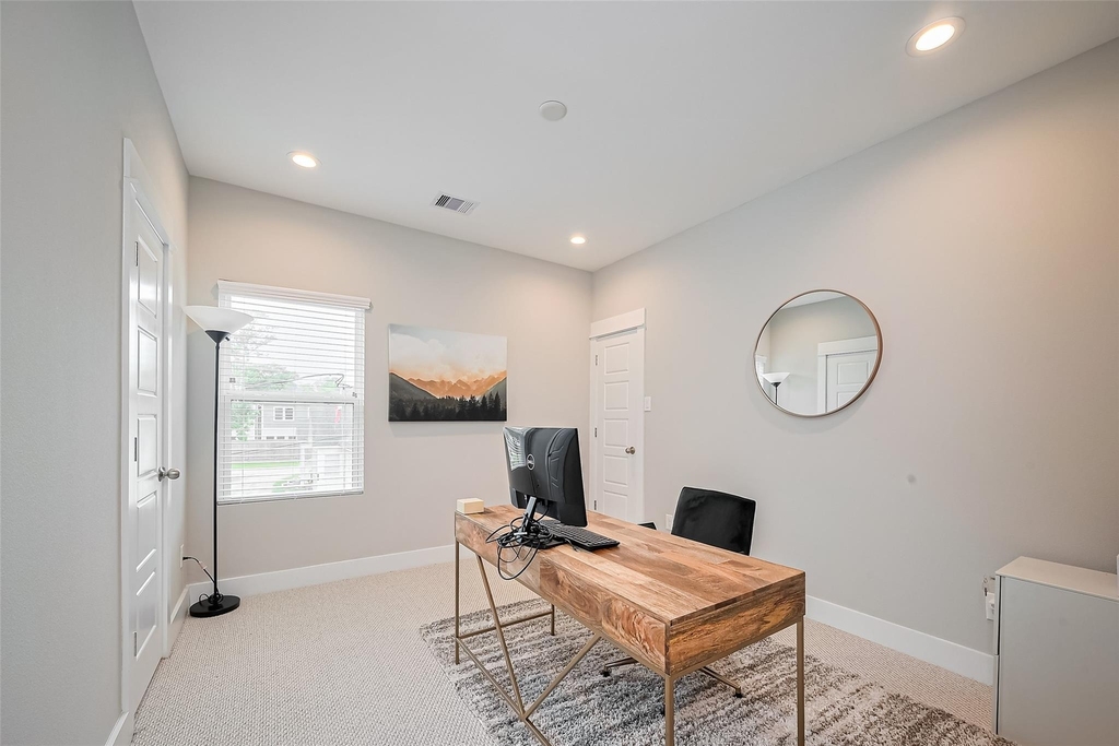 5209 Pinemont Creek Lane - Photo 11