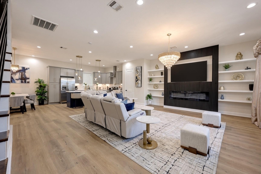 1603 Sylveste Street - Photo 3