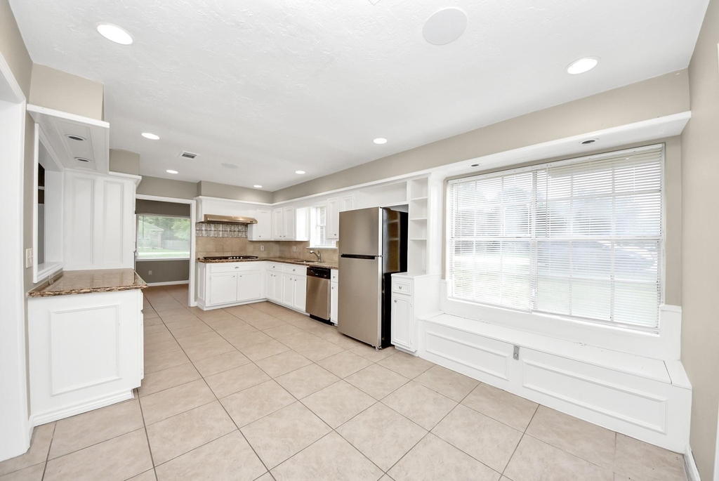 18703 Shay Lane - Photo 7