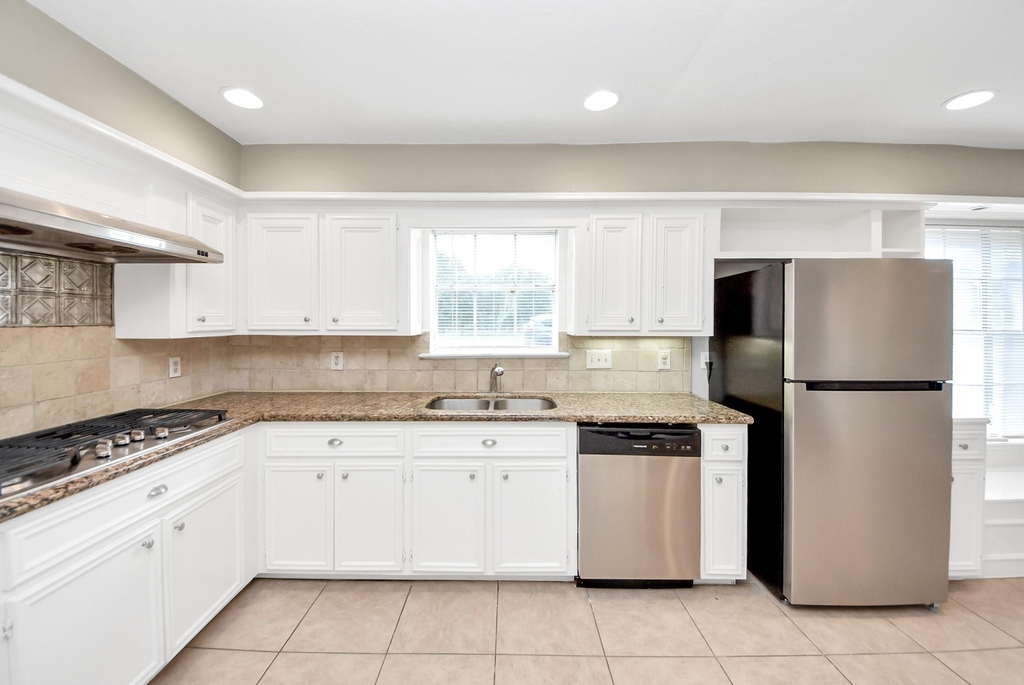 18703 Shay Lane - Photo 10