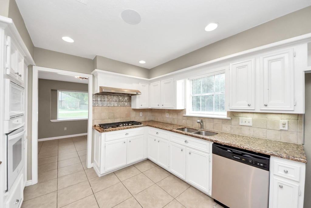 18703 Shay Lane - Photo 6