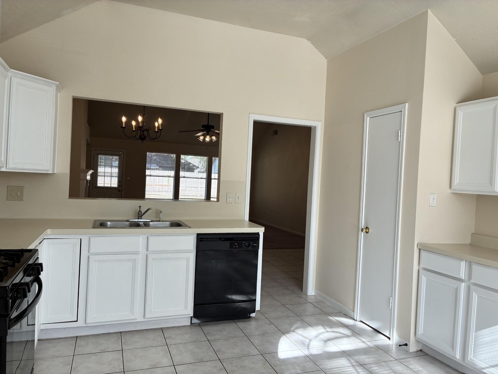 11607 Lennington Lane - Photo 8