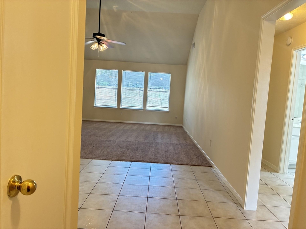 11607 Lennington Lane - Photo 3