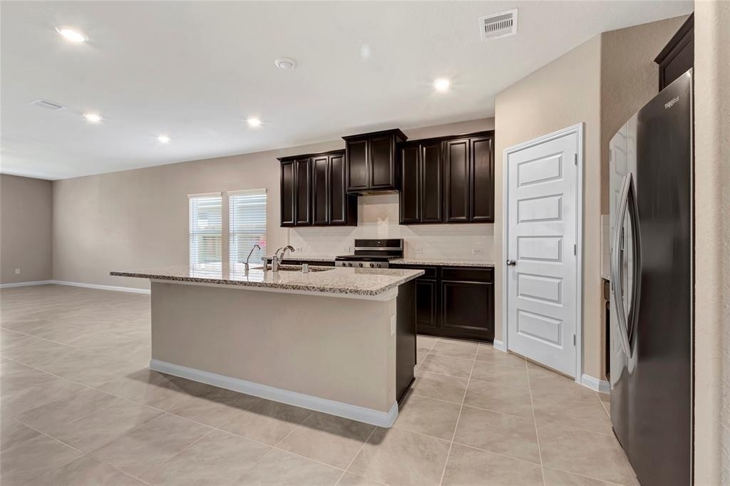 903 Cloverdale Drive - Photo 7