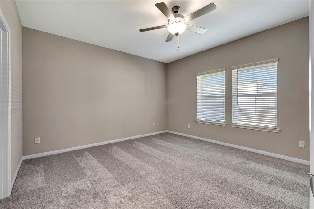 903 Cloverdale Drive - Photo 10