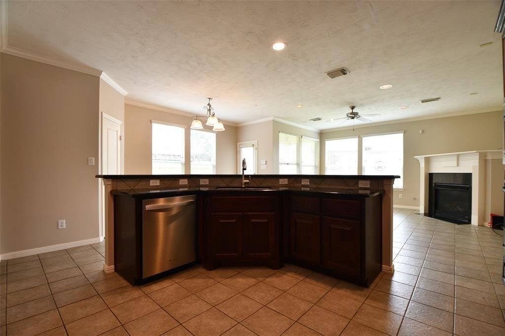 919 Fisher Street - Photo 13