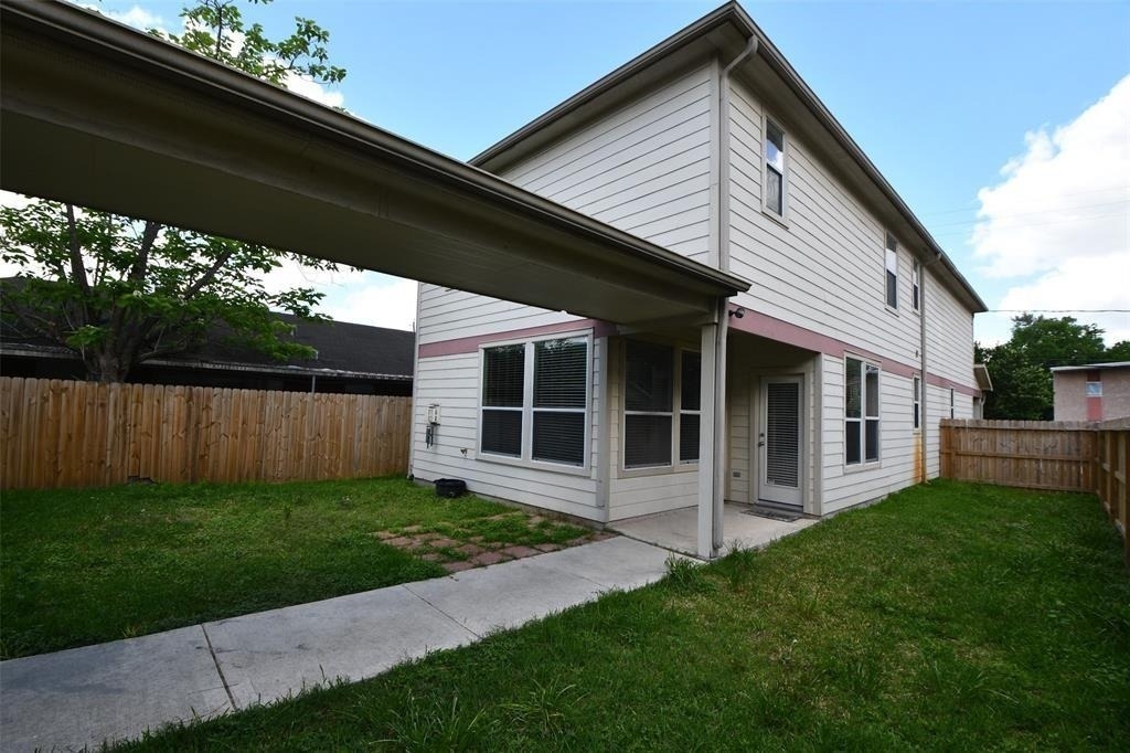 919 Fisher Street - Photo 40