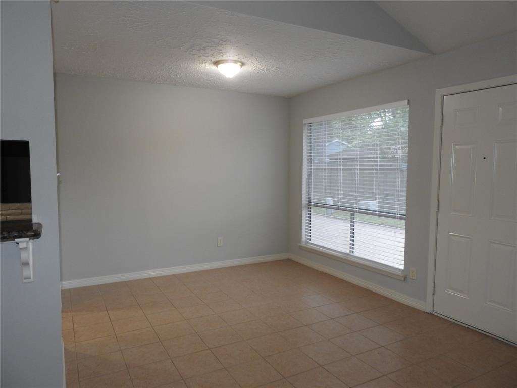19902 Bishops Gate Lane - Photo 3