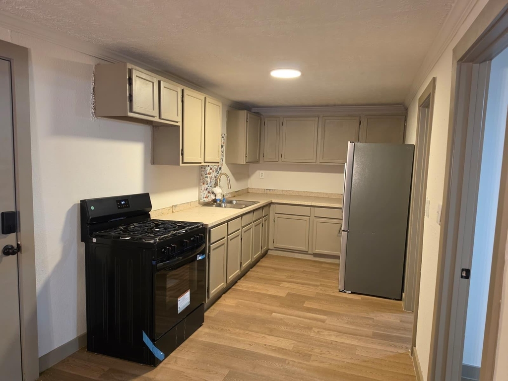 10115 Sand Springs Ave - Photo 2