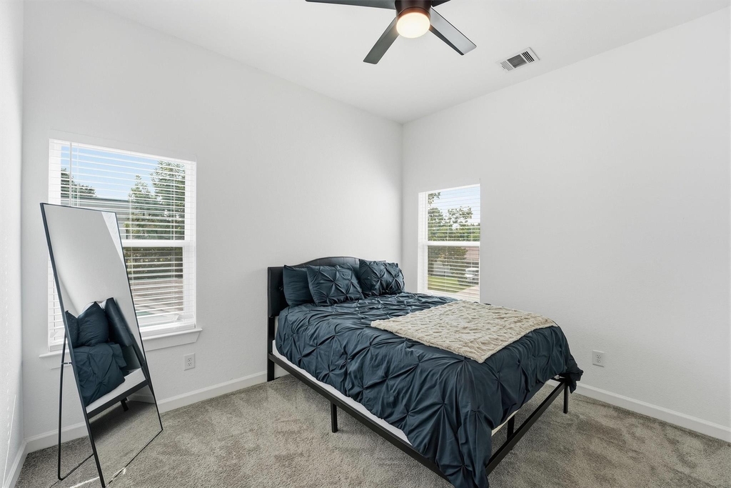 5839 Southwell Street - Photo 13