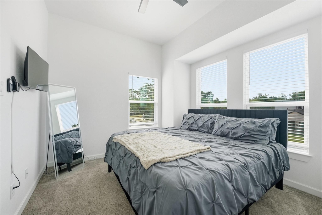 5839 Southwell Street - Photo 12