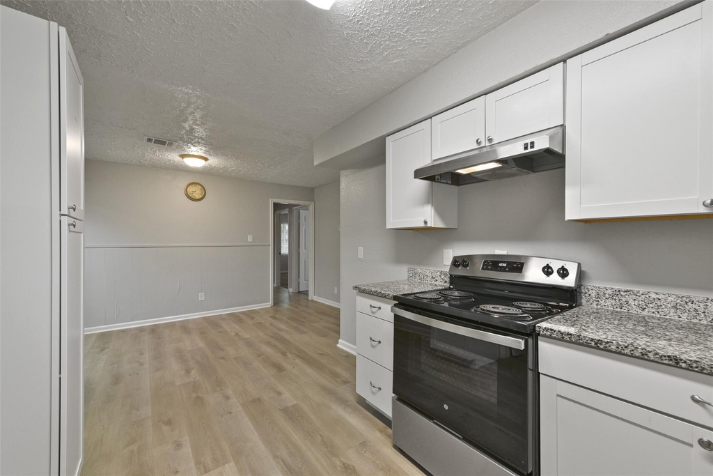 2803 22nd Street - Photo 15