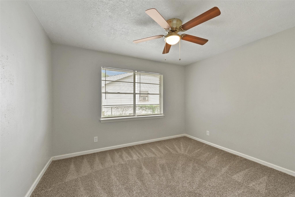 2803 22nd Street - Photo 22