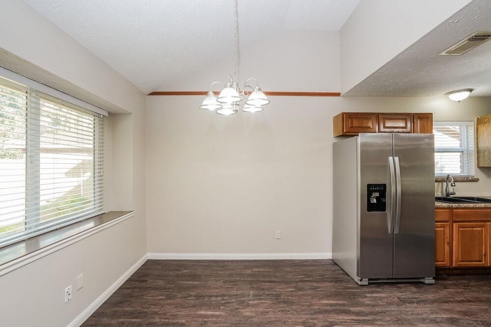 11918 Cottonwood Lane - Photo 5