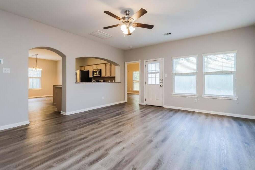 985 Oak Falls Drive - Photo 2