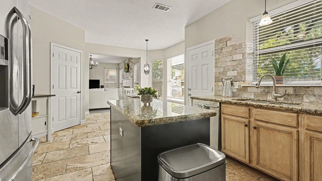 1927 Pinewood Court - Photo 13