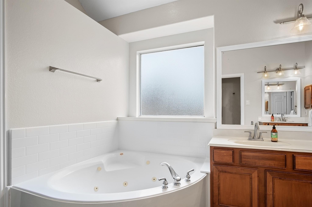 11902 Eden Creek Drive - Photo 24