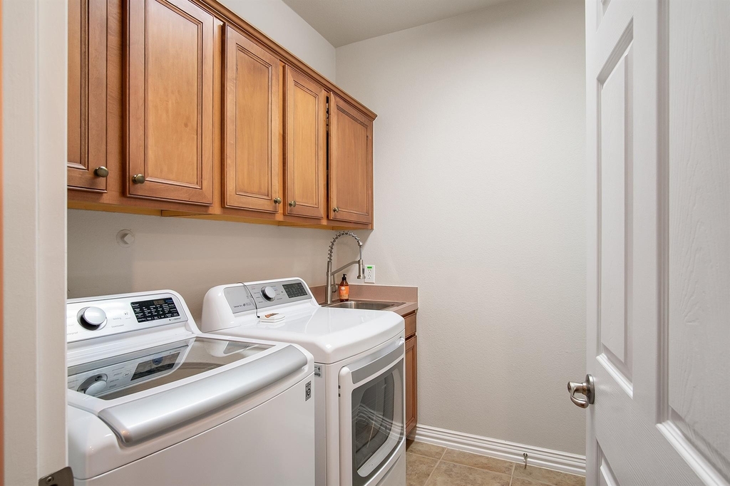 11902 Eden Creek Drive - Photo 36