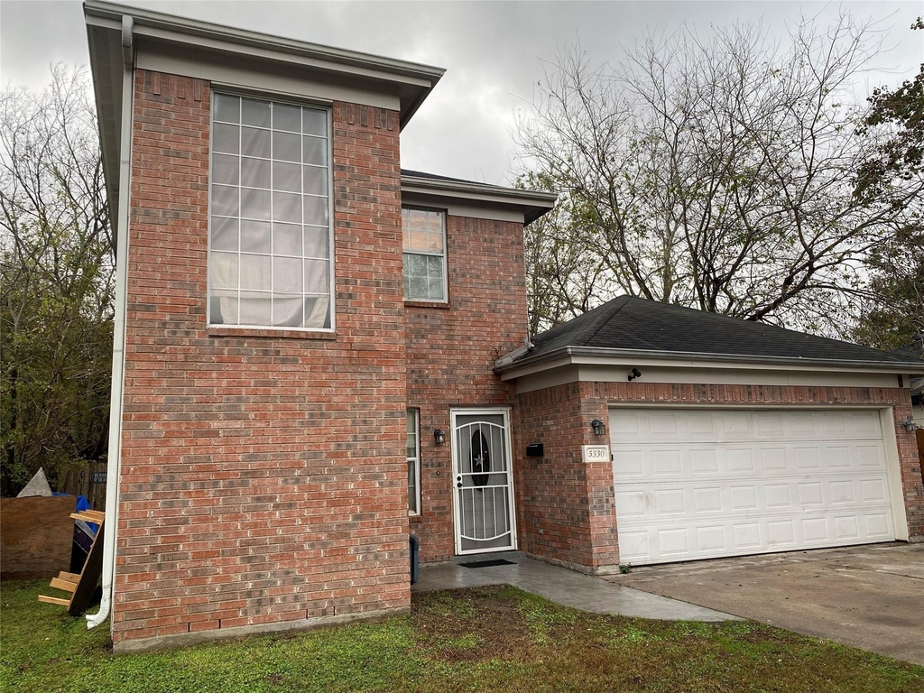 5330 Longmeadow Street - Photo 0