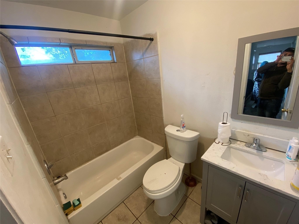 5330 Longmeadow Street - Photo 6