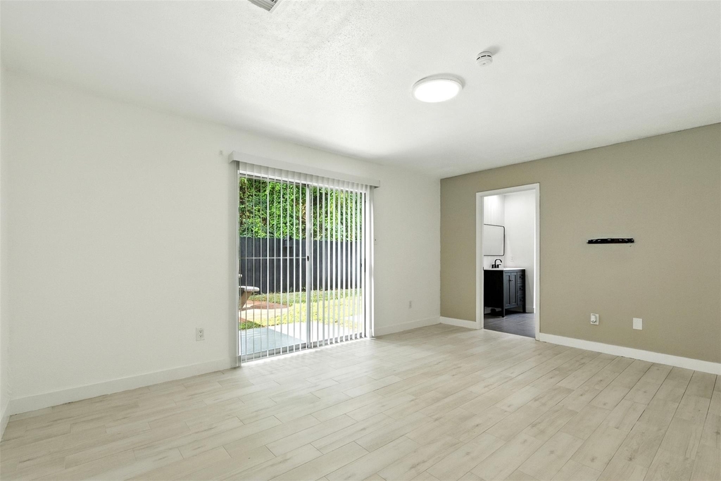 13215 Ravensway Drive - Photo 15