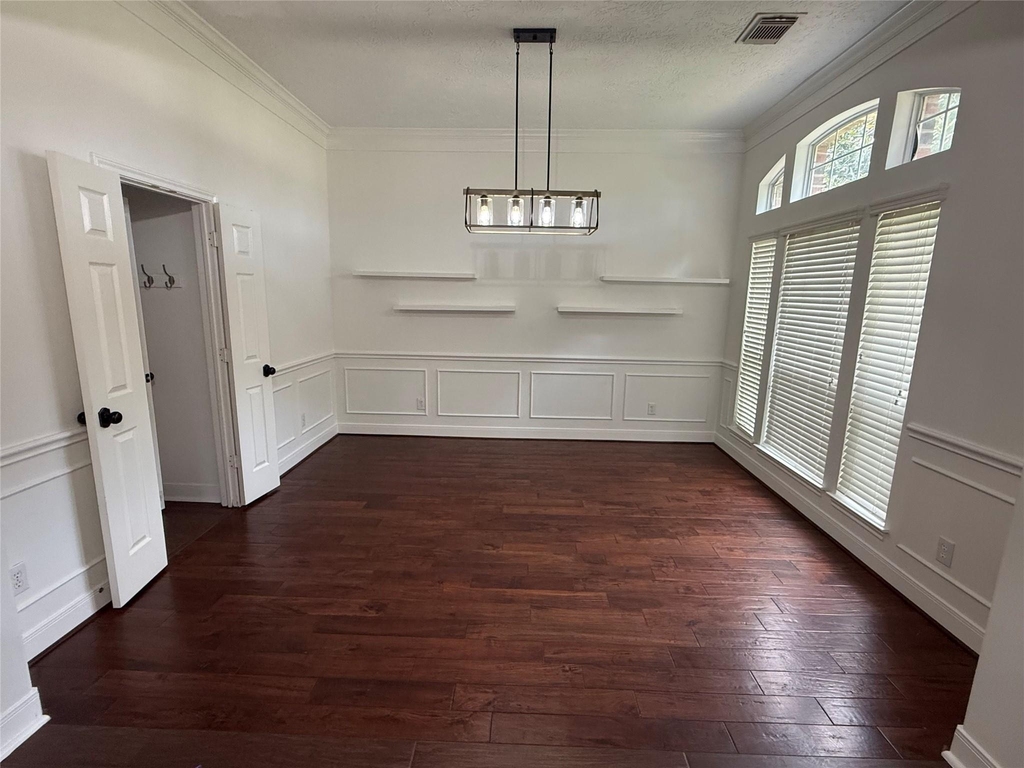 4426 Thaddeus Court - Photo 4