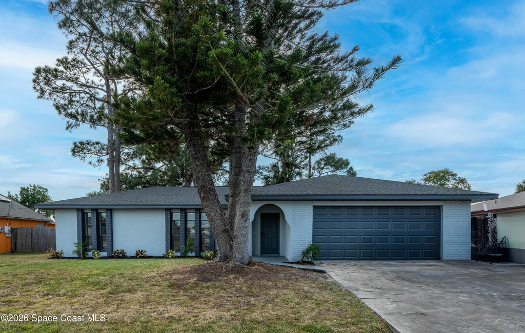 306 Harvey Avenue Ne - Photo 0
