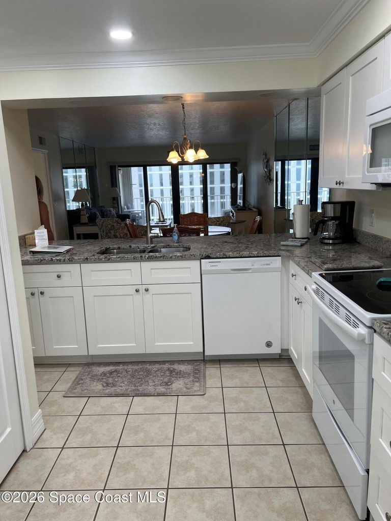 1050 N Atlantic Avenue - Photo 8