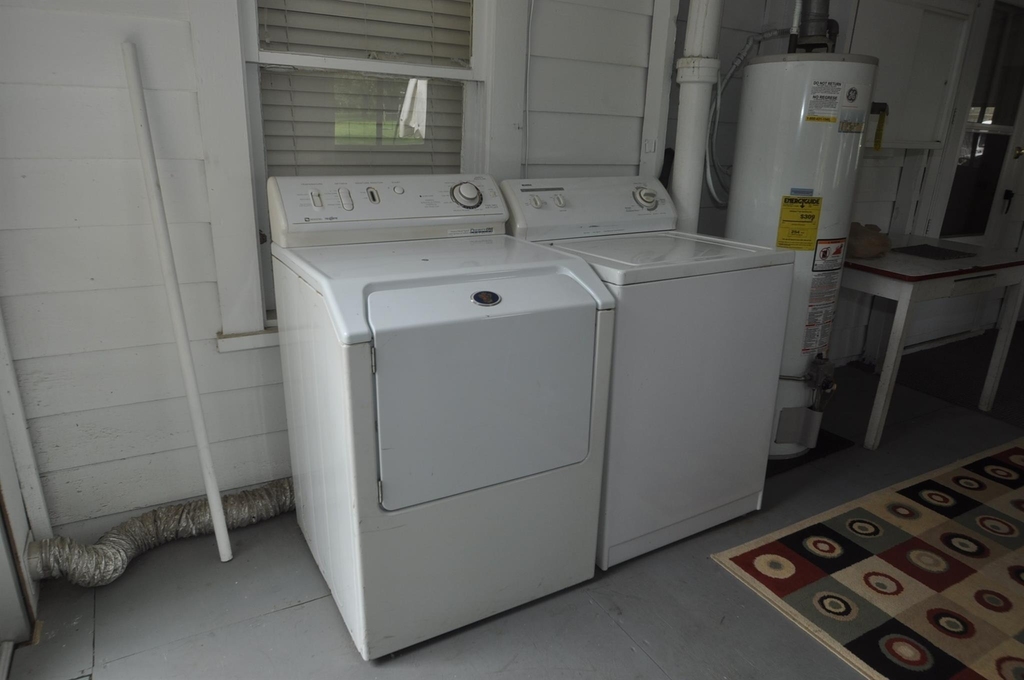 213 E Burress Street - Photo 9