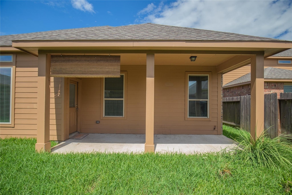 311 Lockridge Hill Ln - Photo 28