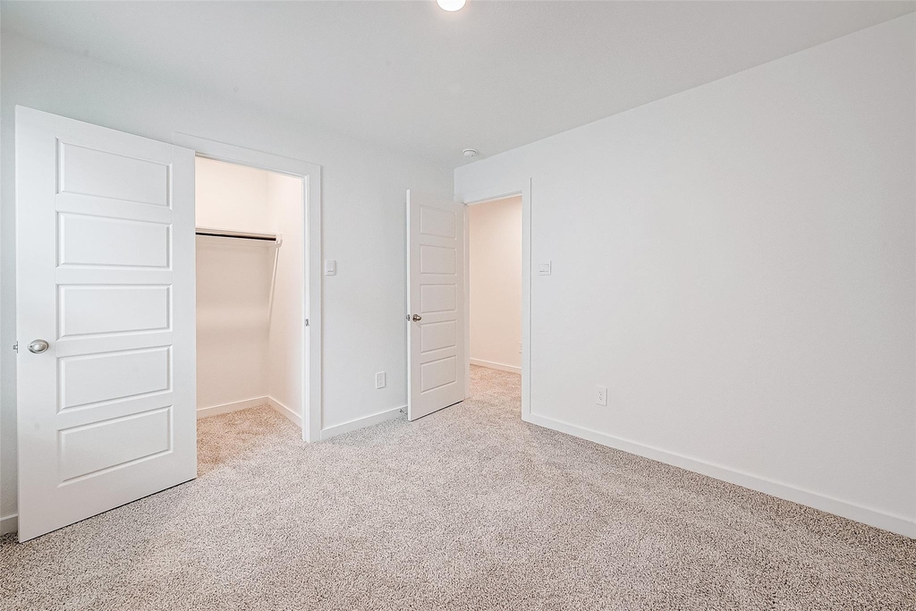3204 Crown Gate Drive - Photo 16