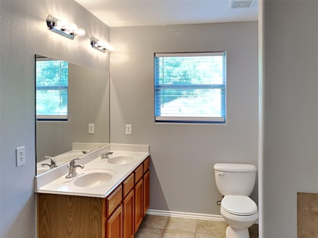 2203 Shady Birch Drive - Photo 9