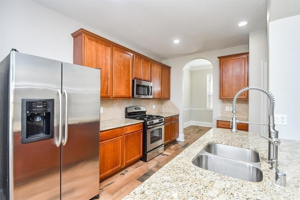 11014 Heartland Grove Drive - Photo 11