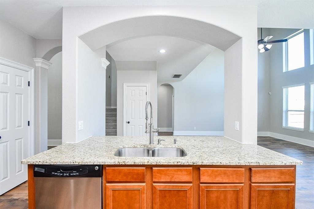 11014 Heartland Grove Drive - Photo 14