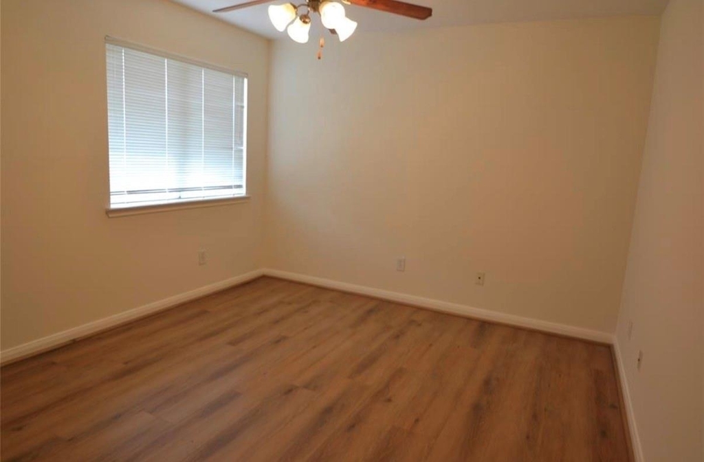 2110 Banfield Court - Photo 29