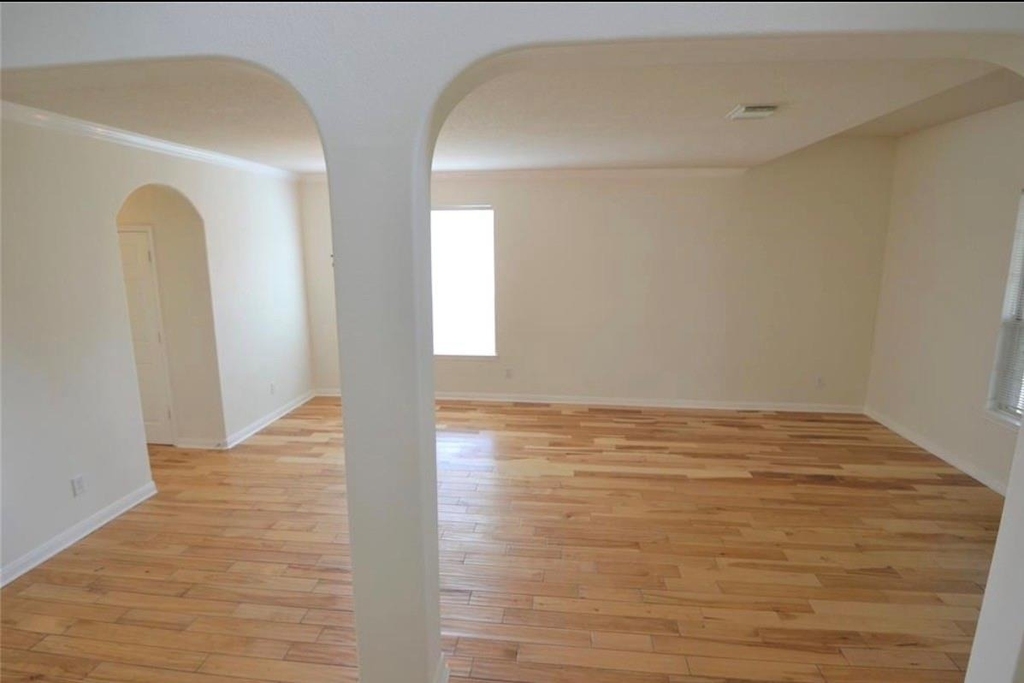 2110 Banfield Court - Photo 25