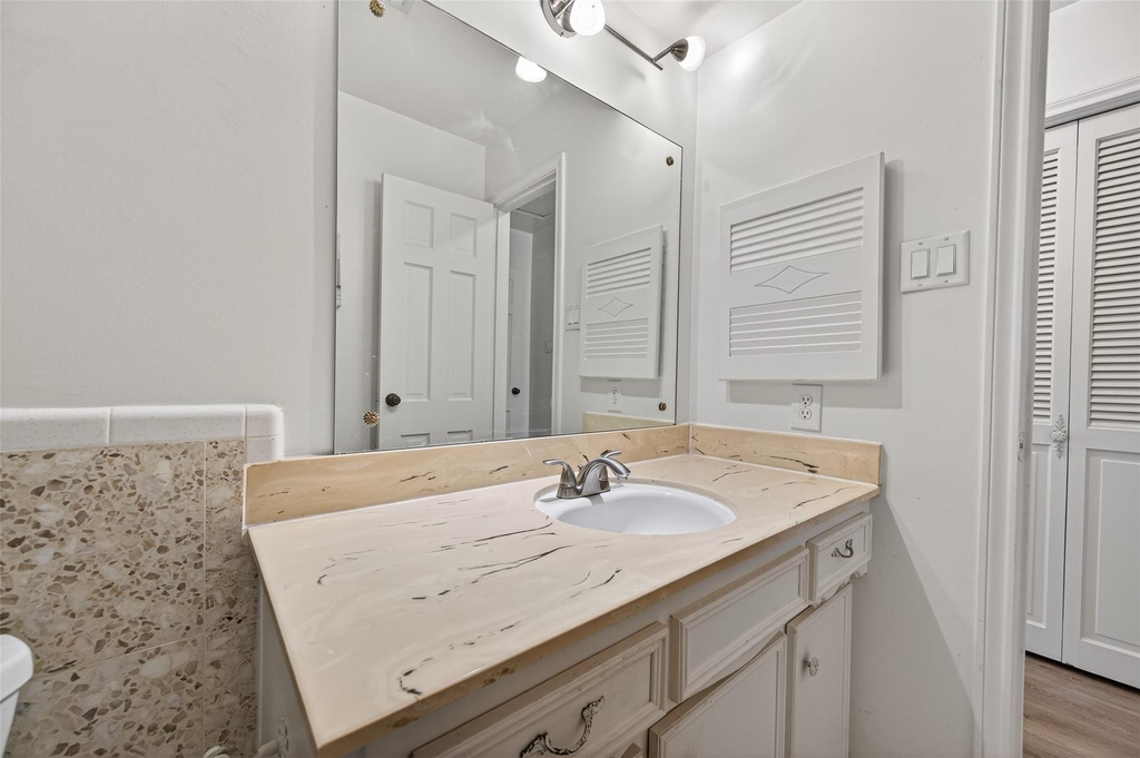 5530 Holly Street - Photo 25