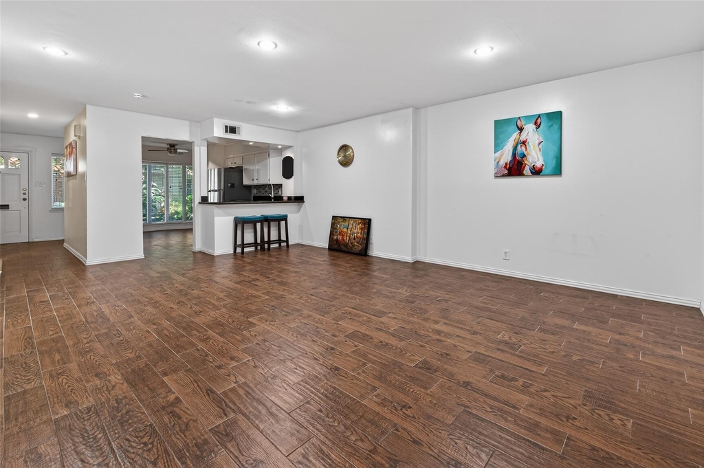 5530 Holly Street - Photo 14